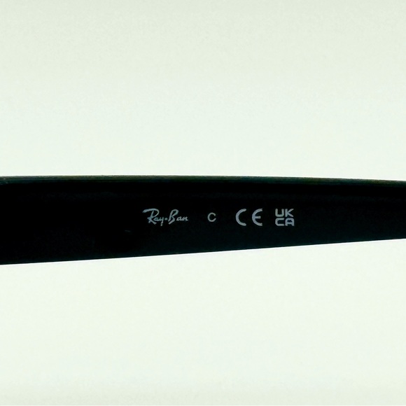 Ray-Ban Oval Sunglasses Cat Eye Style RB4467D 55-19-145 Black with Grey Lens main image 4